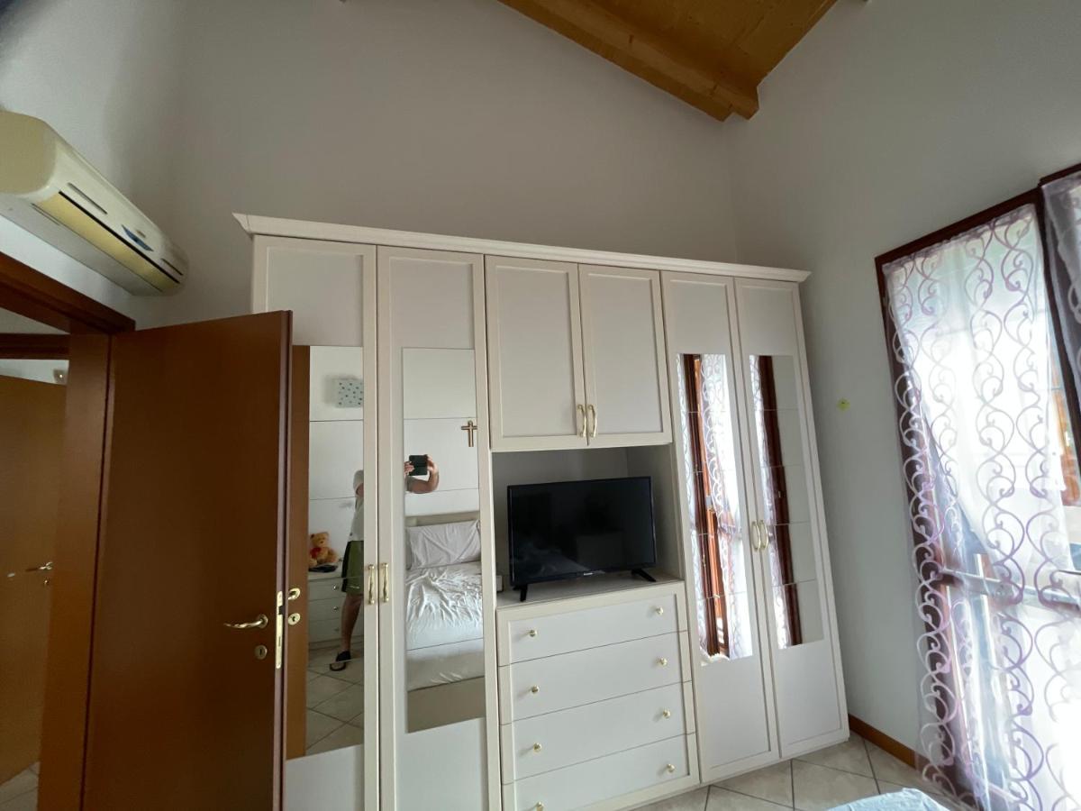 Piccola Venezia E Mare Apartment Llido Degli Estensi Exterior foto